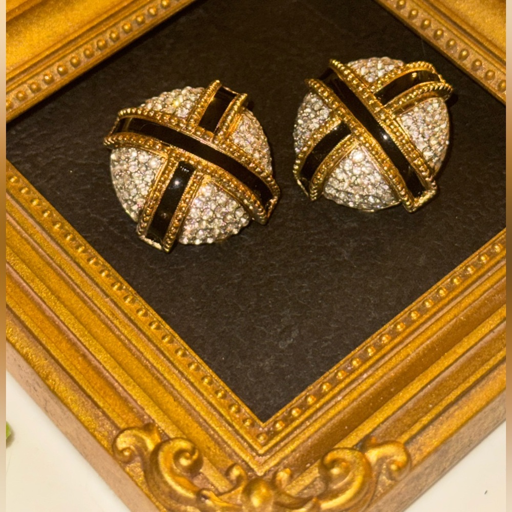 Elegant Gold-tone Clip on Earrings With Black Enamel X And Crystals - Picture 13 of 16